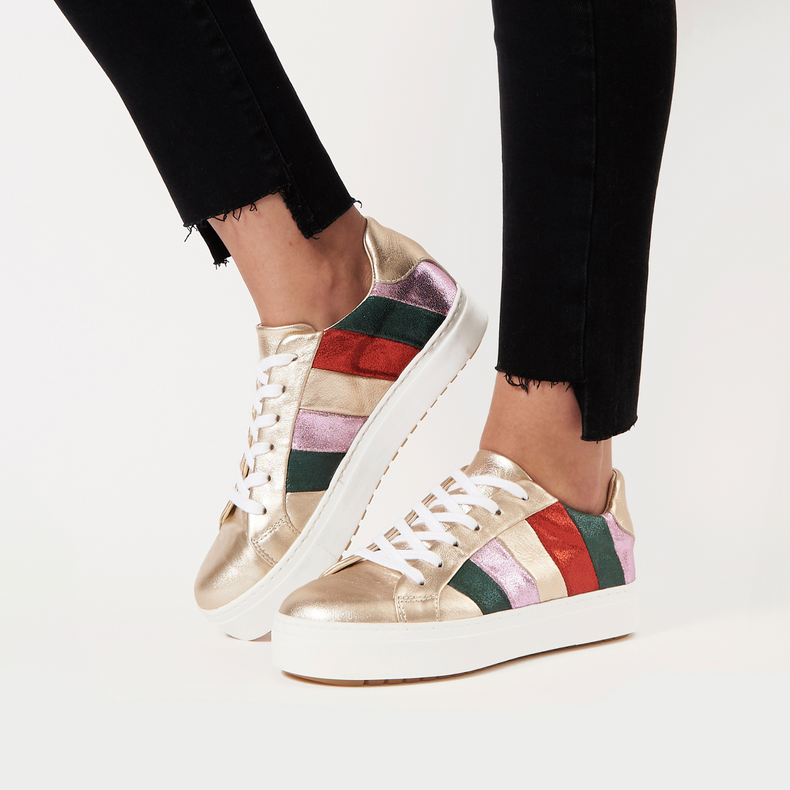 Zapatilla Dorado con cortes de Colores