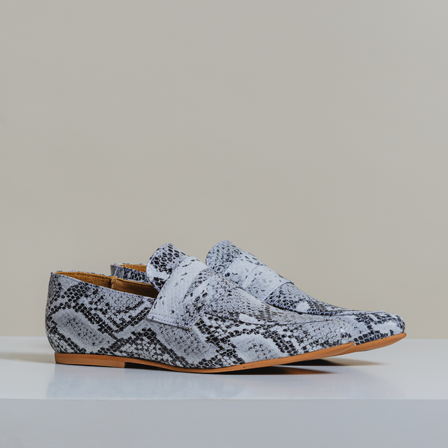 Amelia I Mocasín
