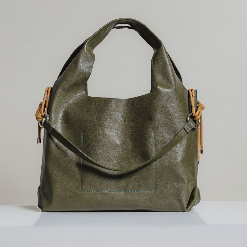Mila I Cartera