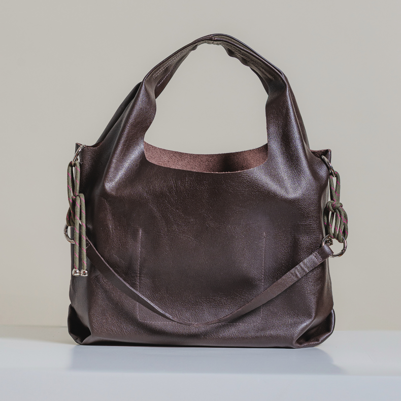 Mila I Cartera