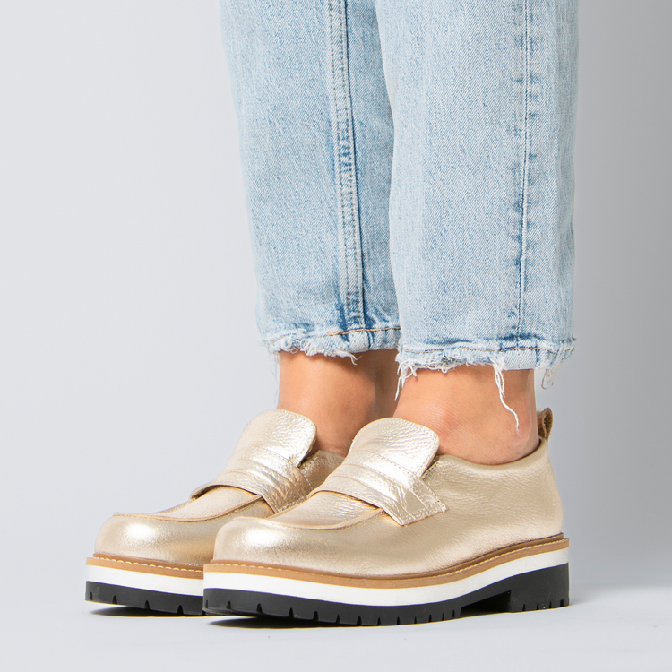 Zoe  | Mocasín